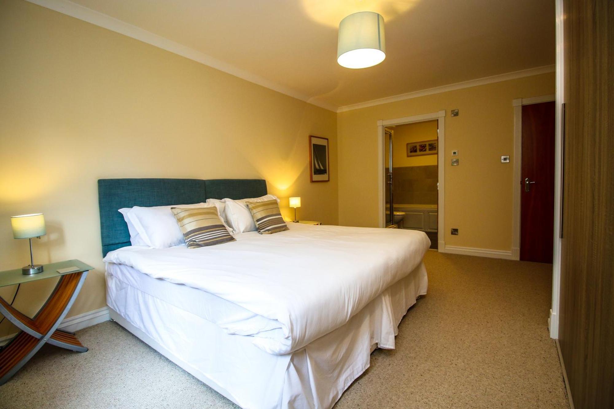 Turnberry Apartments Chambre photo