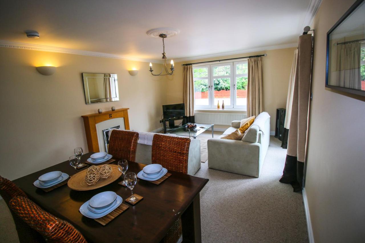 Turnberry Apartments Extérieur photo