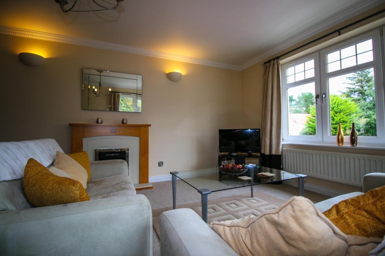 Turnberry Apartments Extérieur photo