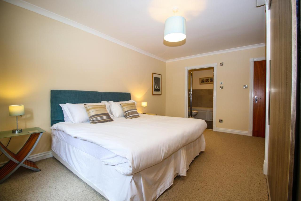 Turnberry Apartments Extérieur photo