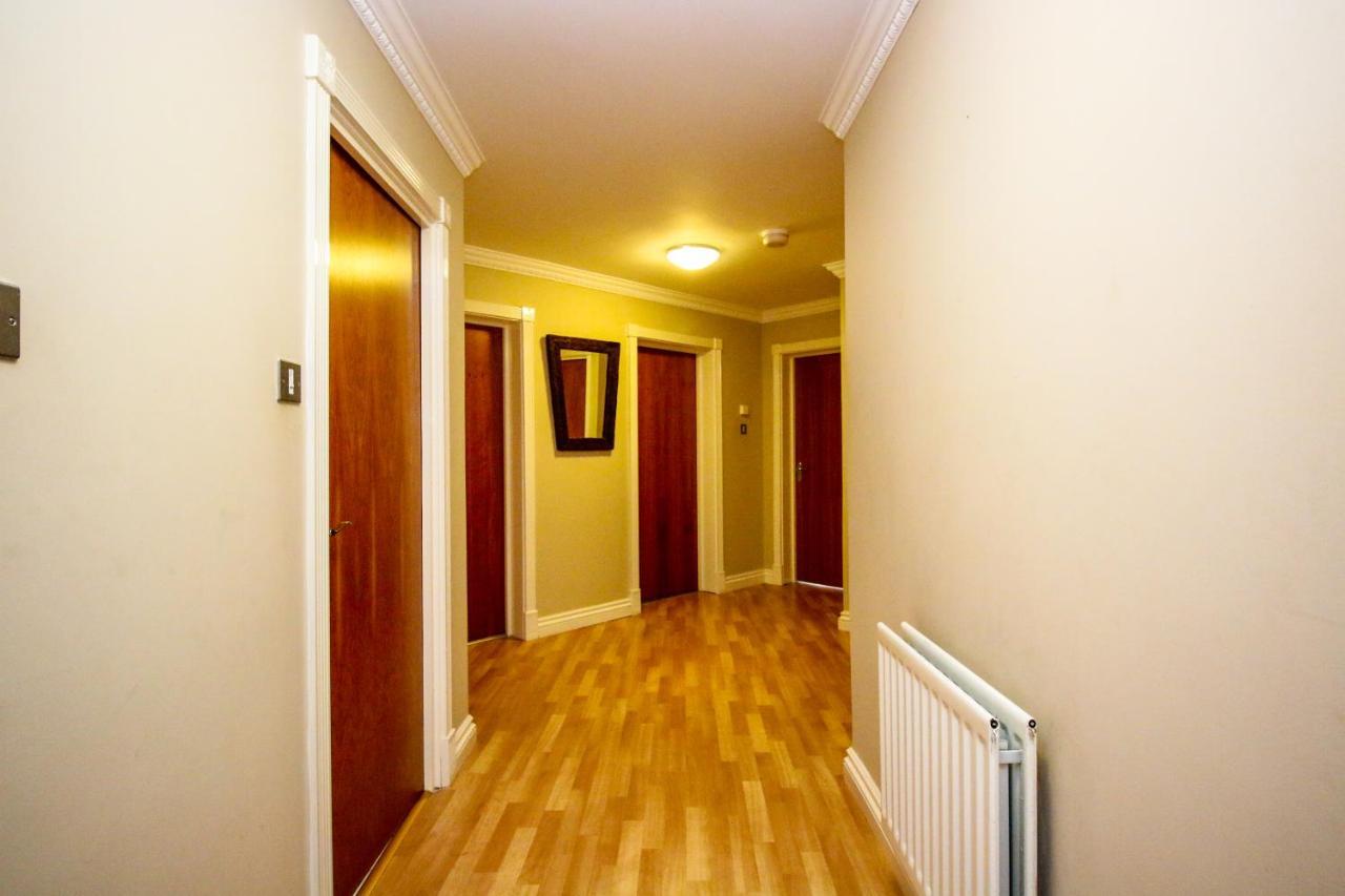 Turnberry Apartments Extérieur photo